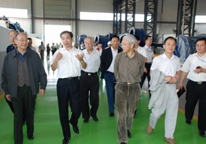 The delegation of academicians of Chinese Academy of Engineering investigated the company