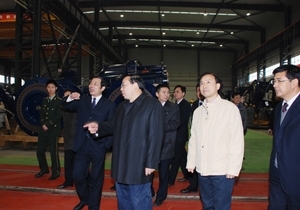 Mei Kebao, Deputy Secretary of Hunan Provincial Committee of the CPC and Chen Zhaoxiong, Vice-Governor of Hunan Province made an investigation in our company and handled official business on the spot